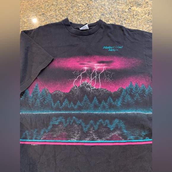 Vintage Mackinac Island Michigan Thunderstorm graphic tshirt size large - Picture 2 of 9